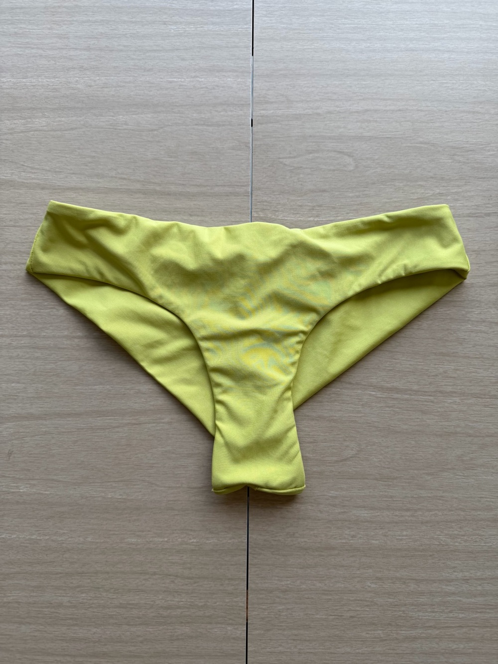 Volcom Women’s Yellow-ish Green Bikini Bottoms XS